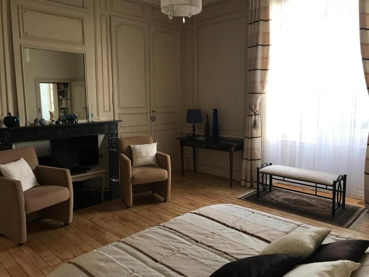 Le Coudray-Macouard Demeure De Beaulieu B&B 외부 사진
